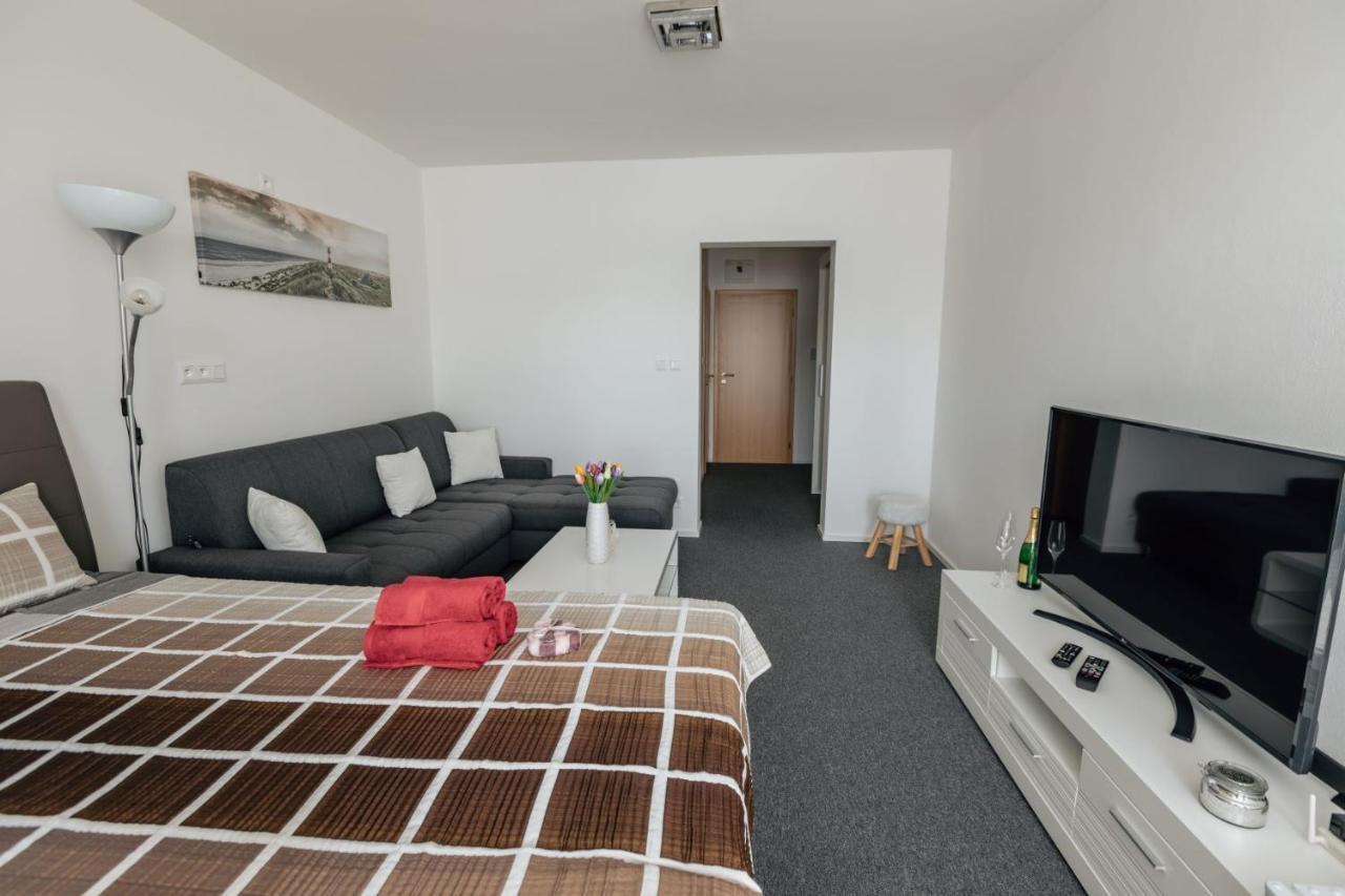 Apartman 15 Mymara Bešeňová Dış mekan fotoğraf